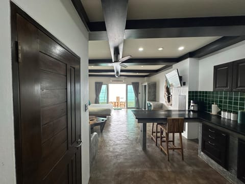 Ocean Front Apartments Apartment in Ko Tao