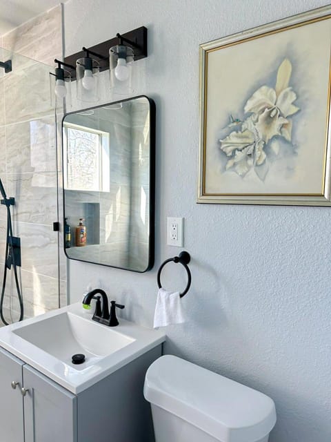 1BR Apt 7 mins Integris Monthly 20 Off #41B House in Oklahoma City