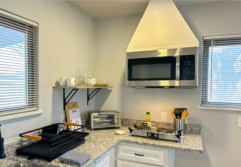 1BR Apt 7 mins Integris Monthly 20 Off #41B House in Oklahoma City