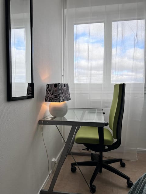 Seating area, Bedroom