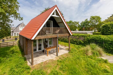 Welcome in - Vrijstaande vakantiewoning met ruime tuin I Horizon 3, Renesse Apartment in Renesse