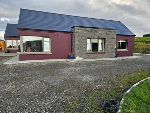 Suaimhneas Country House in County Clare