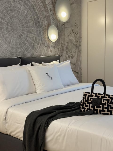 Bed, Bedroom, wardrobe