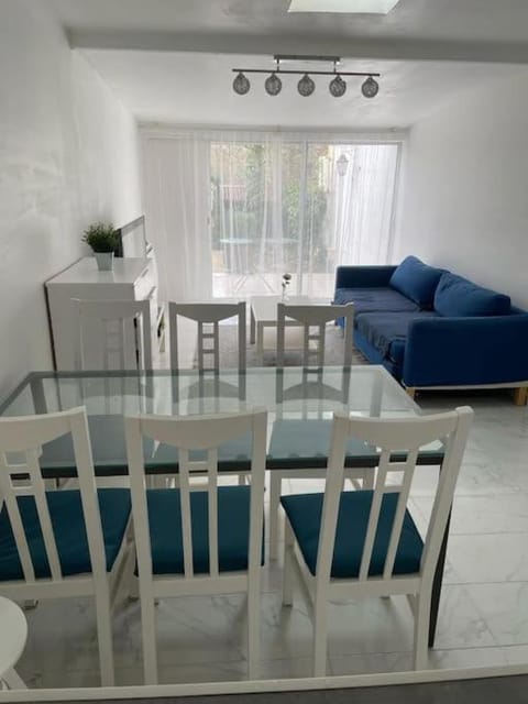 Maison indépendante 7 minutes RER B House in Massy