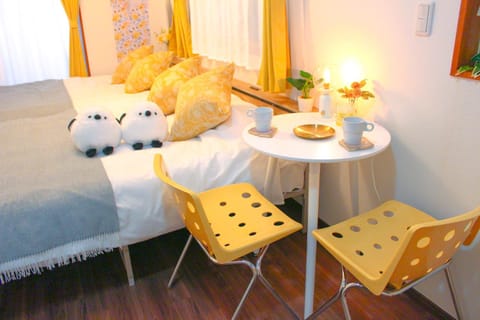 Food and drinks, Dining area, Food