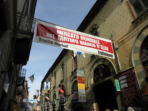 Cozy renovated designer appartment with special price winter 2026 Apartment in Liguria