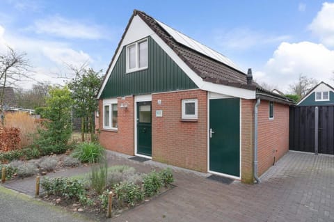 Jonkerstee 217 - Ouddorp - NOT FOR COMPANIES House in Ouddorp