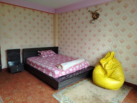 Living room, Bedroom