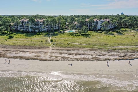 Beachside Tennis 1869 Villa in Hilton Head Island