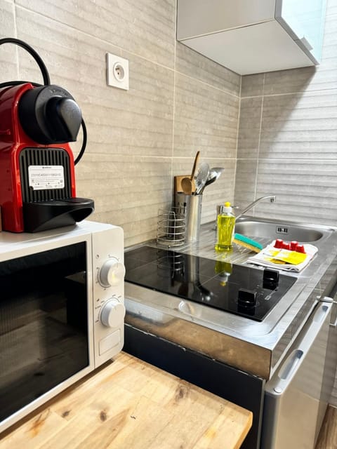 Charming Studio for 2 Guests Quai de Saône Apartment in Lyon