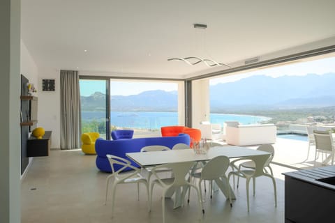 Living room, Mountain view, Sea view