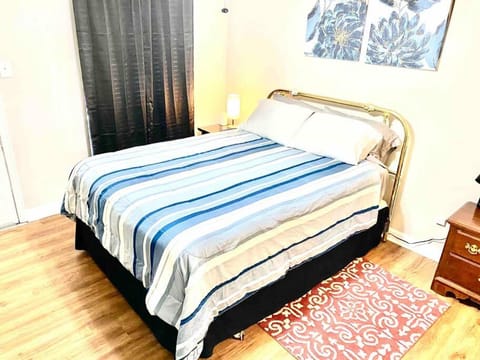 Renasant Convention 5 mins-shuttle to down town- Regional One-UT Health-Methodist University-Lebonheur Hospital Apartment in Memphis