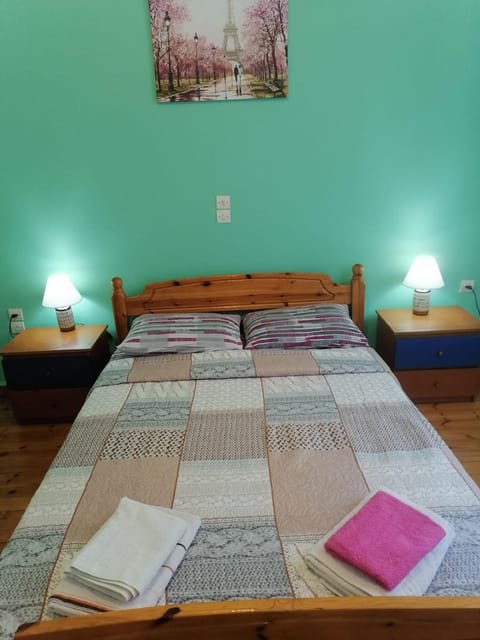 Pilika4 Bed and Breakfast in Athens