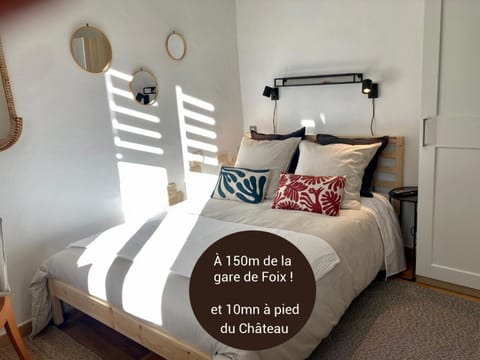 Bed, Bedroom