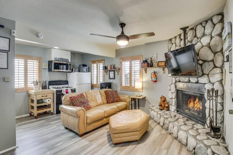 Cozy Cabin with Deck - 2 Mi to Bear Mountain Resort! Cabin in Big Bear