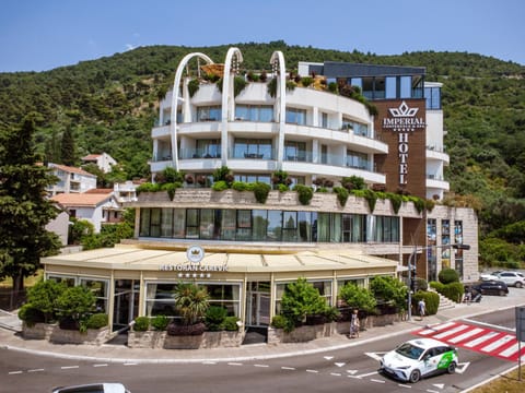 Property building, Day, Bird's eye view, Street view