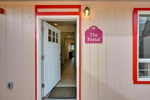 The Portal Apartment in Crestone