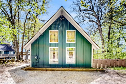Lakeside Lullaby House in Wolfeboro