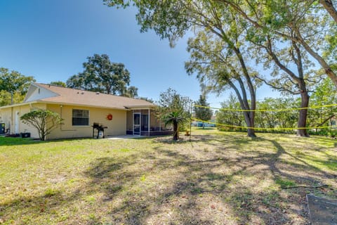 6 Mi to Weeki Wachee Springs Family Getaway House in Spring Hill