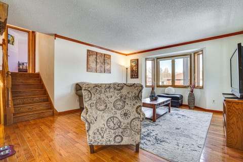 Minneapolis Family Home Less Than 6 Mi to Boom Island Park House in Brooklyn Center