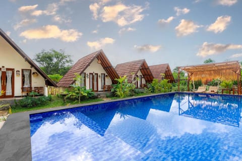 Property building, View (from property/room), Garden view, Pool view, Swimming pool
