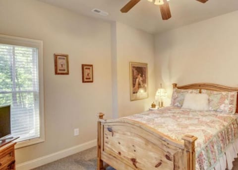 Helen Hilltop Haven House in Helen