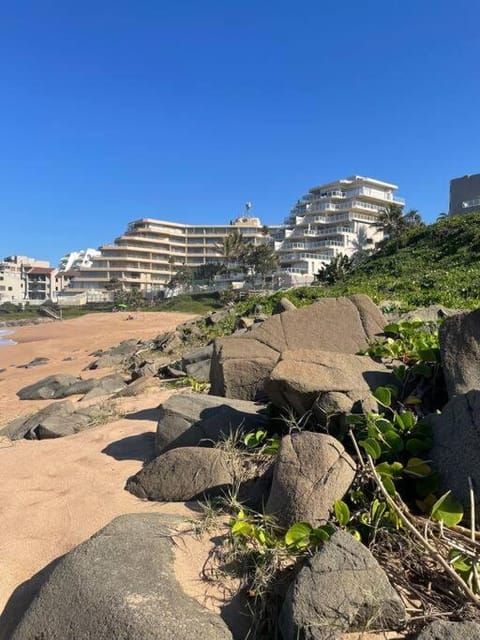 Nearby landmark, Natural landscape