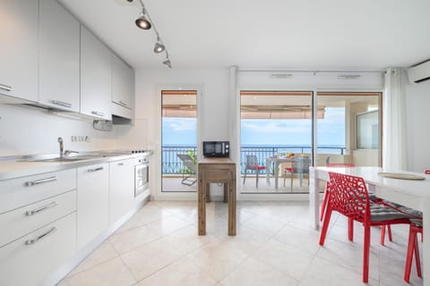 Admiral Plaza, Superbe 2P vue mer au coeur de Menton Apartment in Menton