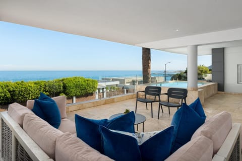 1 Victoria Road Unit 2 Apartment in Camps Bay