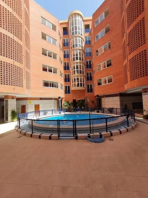Property building, Day, Pool view, Swimming pool