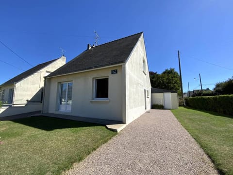 203 - Maison calme avec jardin à Plurien proche de la plage Villa in Brittany