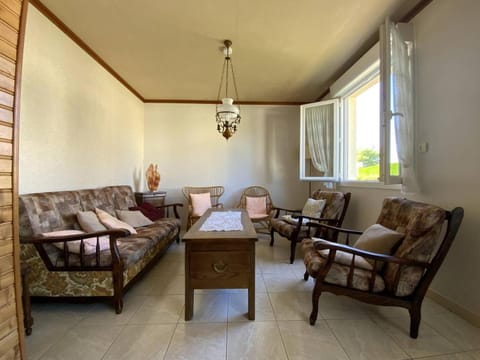 203 - Maison calme avec jardin à Plurien proche de la plage Villa in Brittany