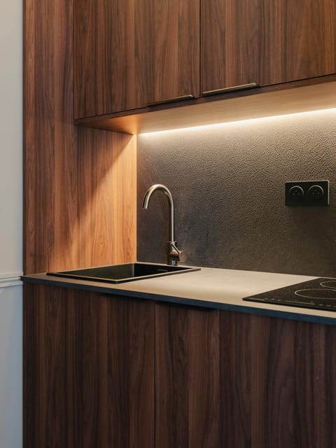 Kitchen or kitchenette