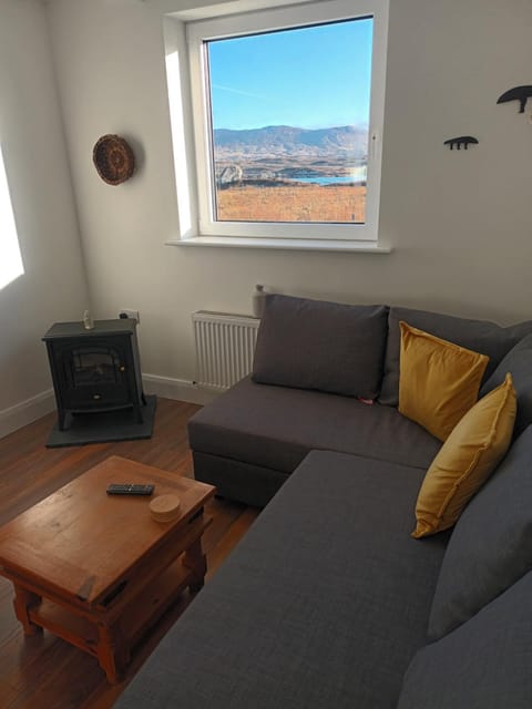 Natural landscape, TV and multimedia, View (from property/room), View (from property/room), Living room, internet