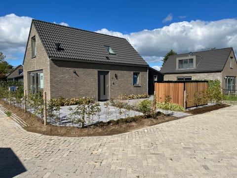Property building, Garden view