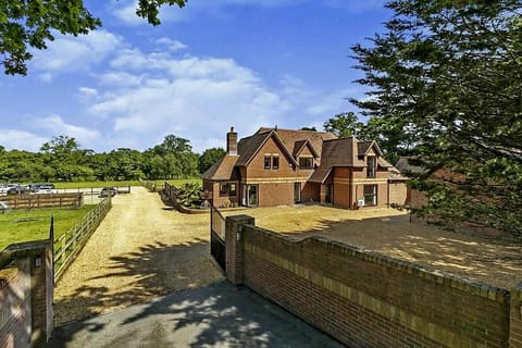 The Pines House in East Dorset District