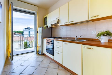 Kitchen or kitchenette, pet friendly