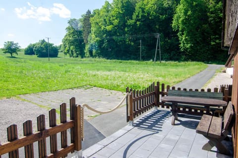 Day, Natural landscape, Balcony/Terrace