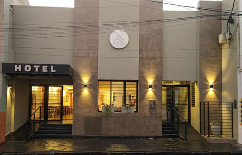 Facade/entrance, Off site