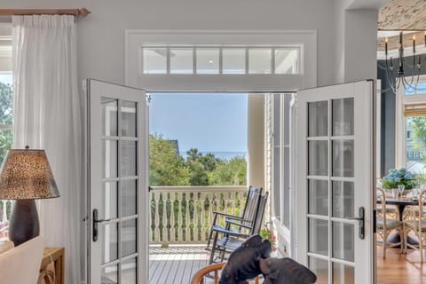 FW126: 126 Flyway Drive House in Kiawah Island