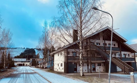 Property building, Street view