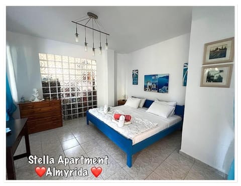 Stella Apartment in Almyrida slechts 350m vanaf het strand, auto huren niet nodig Apartment in Crete