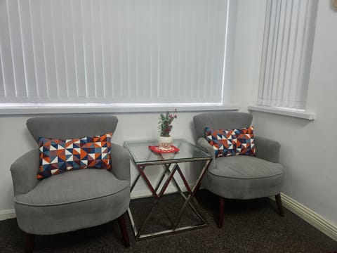 Nariken Apartments, Cardiff Apartment in Cardiff