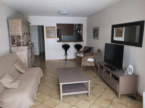 Beautifull 2 rooms appt, closed all main sights! Apartment in Saint-Raphael