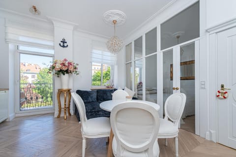 Apartament Meduza Nadmorskie Miejsce Apartment in Pomeranian Voivodeship