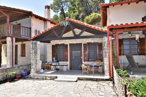 KALIVA near the beach House in Halkidiki