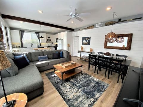 Newport Beach House House in Balboa Peninsula