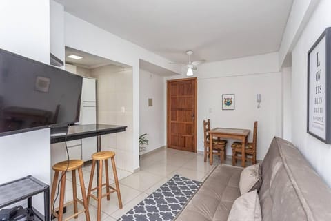 Communal lounge/ TV room, Living room, Seating area, Dining area, Evening entertainment