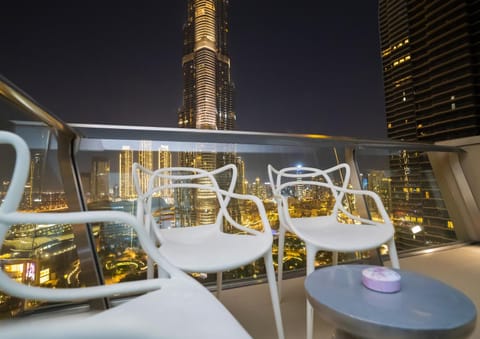 Night, View (from property/room), Balcony/Terrace, City view