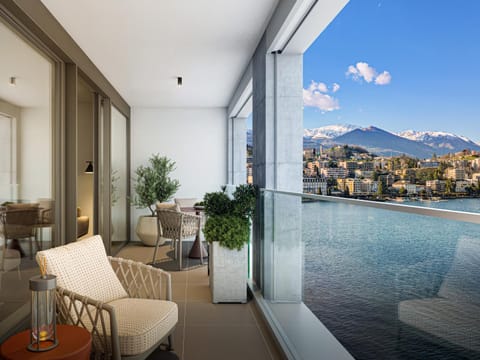 Lake view, Lake view